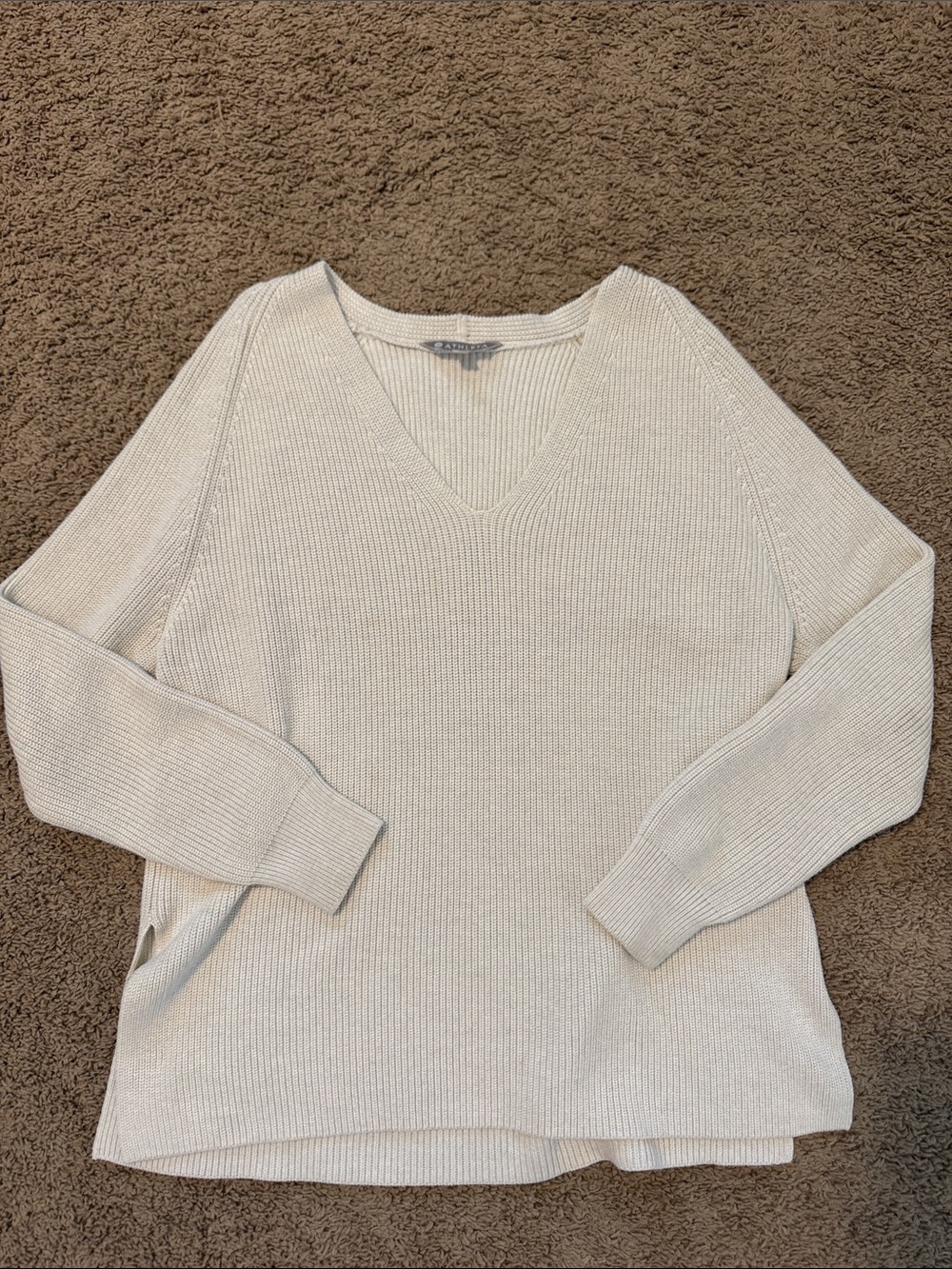 Athleta Ribbed V-Neck Sweater in Soft Cream Large